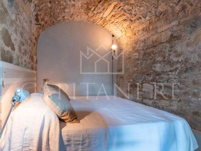 Casa quadrilocale in vendita in Viale Pietro Strozzi, Centro, Montalcino