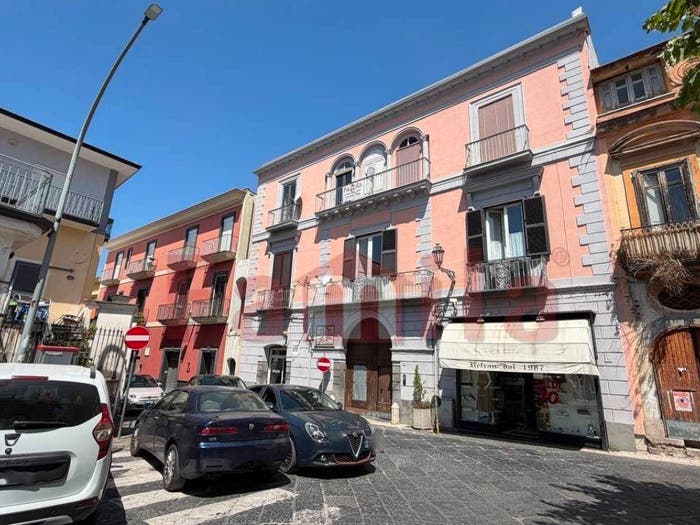 Appartamento quadrilocale in vendita in Corso Vittorio Emanuele, Avella