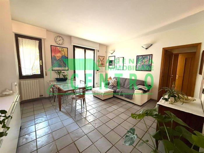 Appartamento quadrilocale in vendita in viale Garibaldi, Centro, Poggibonsi