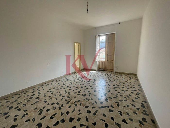 Appartamento con 6 locali in vendita in VIA UMBERTO I, Centro, Barcellona Pozzo di Gotto
