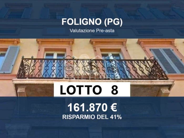 Appartamento quadrilocale in vendita in Via Antonio Gramsci, Centro Storico, Foligno