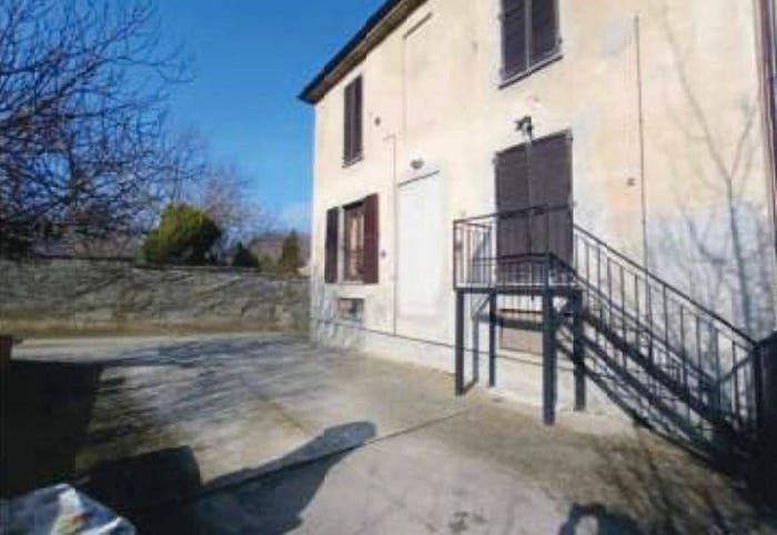 Casa con 6 locali in vendita in Via Località Lago, Borgo Priolo