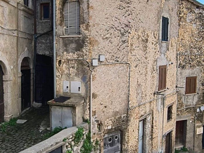 Appartamento bilocale in vendita in Via Maioli, Anticoli Corrado