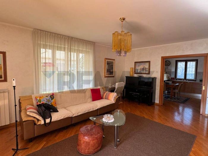 Casa con 6 locali in vendita in San Didero