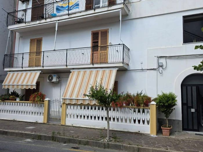 Appartamento quadrilocale in vendita in Via Cristoforo Colombo, Acquappesa