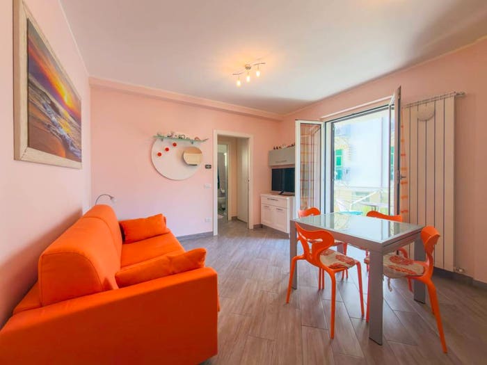 Appartamento bilocale in vendita in Via Eugenio Montale, Centro, Loano
