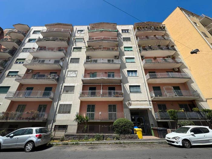 Appartamento quadrilocale in vendita in Via Orchidea, Cibali, Catania