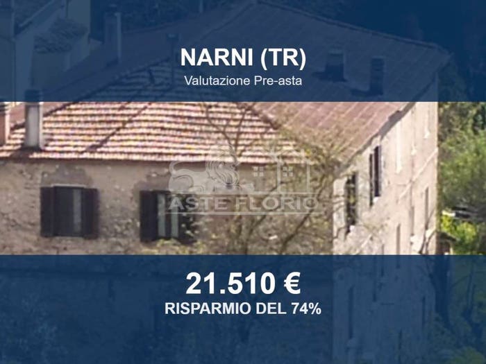 Appartamento con 5 locali in vendita in Piazza Sant'Egidio, Montoro, Narni