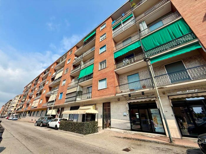 Appartamento trilocale in vendita in Via Filippo Juvarra, Nichelino