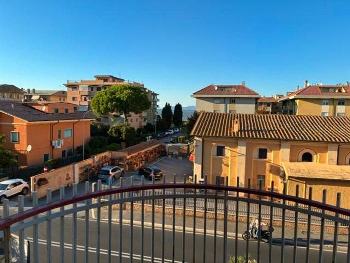 Appartamento trilocale in vendita in Via Edmondo De Amicis, Centro, Orbetello
