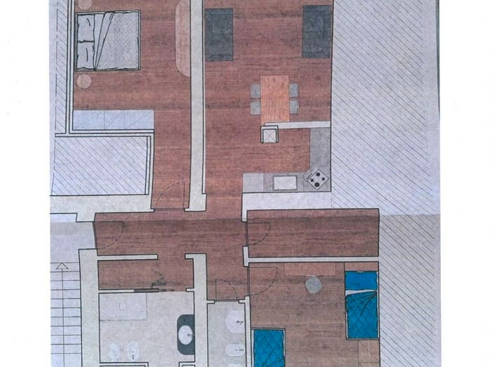 Appartamento con 5 locali in vendita in Montale