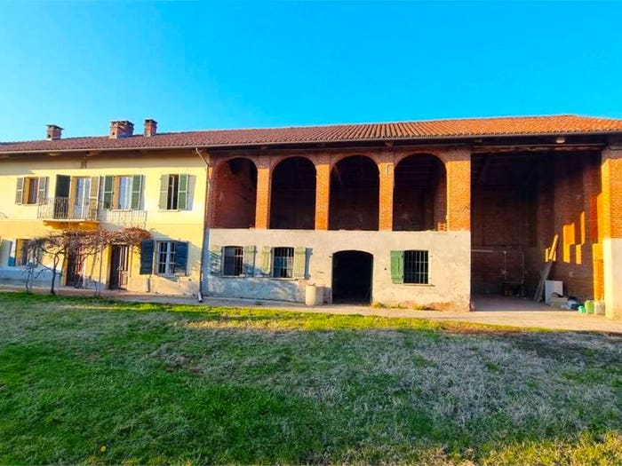 Casa con 6 locali in vendita in Via Villanova, Crivelle, Buttigliera d'Asti