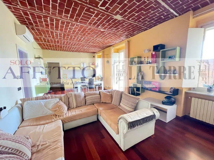 Appartamento trilocale in vendita in Valle Quarta, Valmadonna, Alessandria