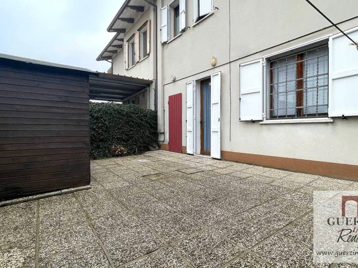 Casa con 6 locali in vendita in Via Zigalotto, Frazioni Nord, Cento