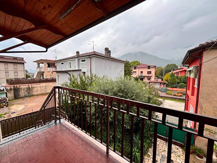 Appartamento quadrilocale in vendita in Via Montegrappa, Centro, Nave