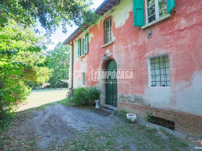 Casa con 6 locali in vendita in Via Busa, Zona Industriale Casola Canina, Imola
