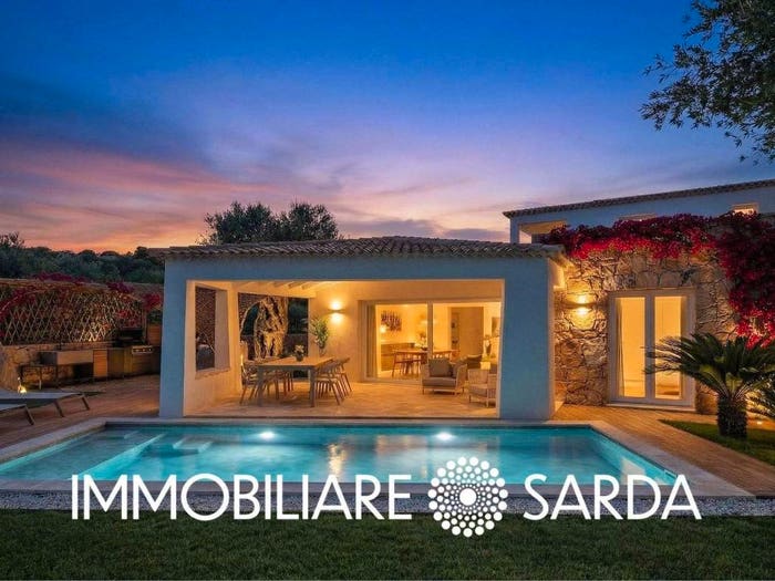 Casa con 6 locali in vendita in Via Campidano, Porto San Paolo, Loiri Porto San Paolo