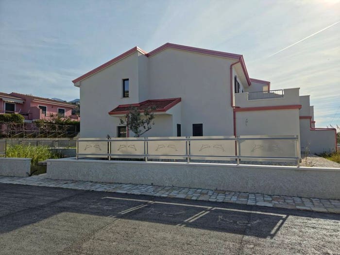 Casa trilocale in vendita in Contrada Riviere, Cucco Riviere, Diamante