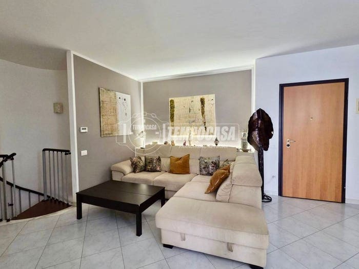 Appartamento con 5 locali in vendita in Via Tamerici Snc, Turano, Massa