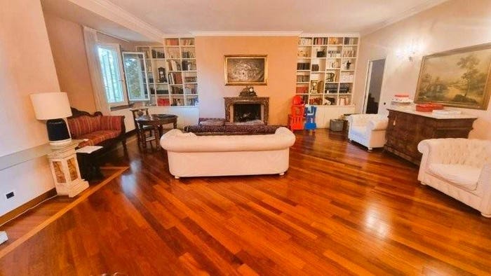 Casa con 6 locali in vendita in Via Zara, Centro, Pandino