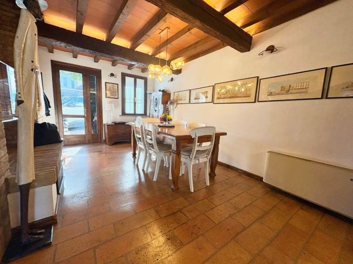 Casa con 5 locali in vendita in Centro, Cavriago