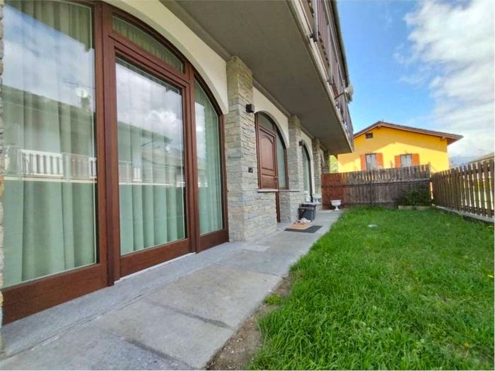 Casa con 5 locali in vendita in Località Grange, Saint Marcel, SaintMarcel