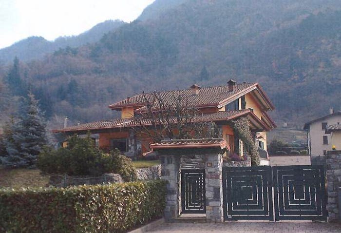 Casa con 5 locali in vendita in Via Saletti, Plemo, Esine