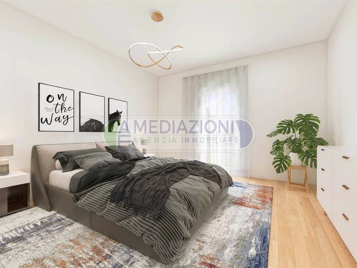 Appartamento con 6 locali in vendita in Via VIII Marzo, Centro, Camponogara
