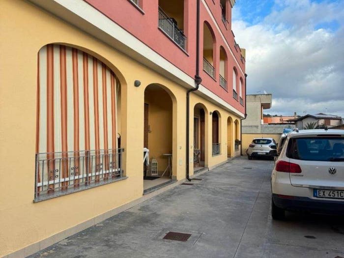 Appartamento trilocale in vendita in Via Giuseppe Garibaldi, Centro, Maracalagonis