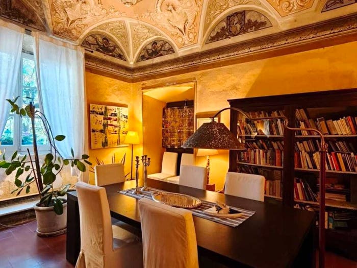 Casa con 6 locali in vendita in Corso Aeronautica, Centro, Licciana Nardi
