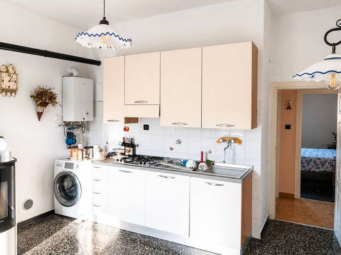 Appartamento trilocale in vendita in Via Campomorone, Pontedecimo, Genova