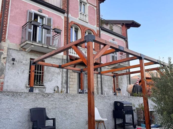 Casa con 6 locali in vendita in Via G Rebuschini, Centro, Besozzo
