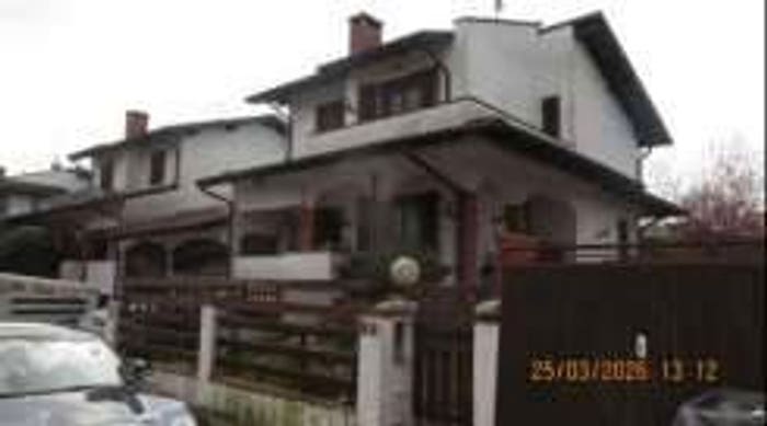 Casa con 6 locali in vendita in San Vito, Gaggiano