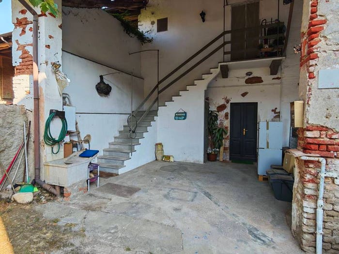Casa bilocale in vendita in Via Lavatelli, Centro, Cassolnovo