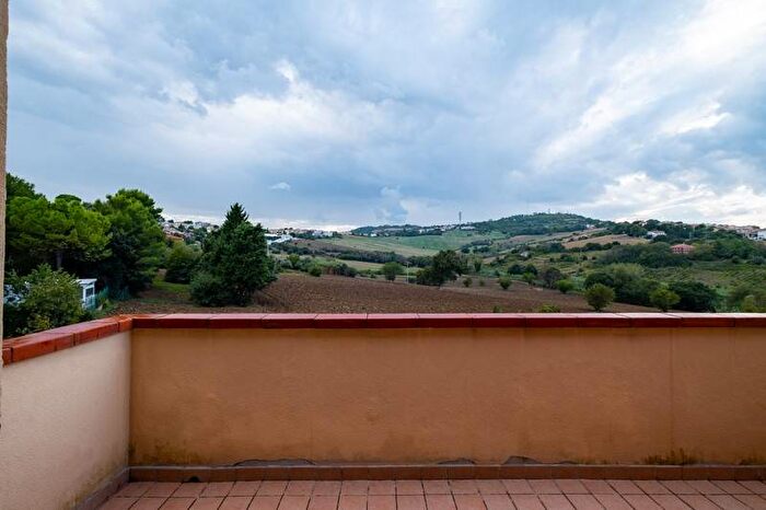 Appartamento quadrilocale in vendita in Posatora, Ancona