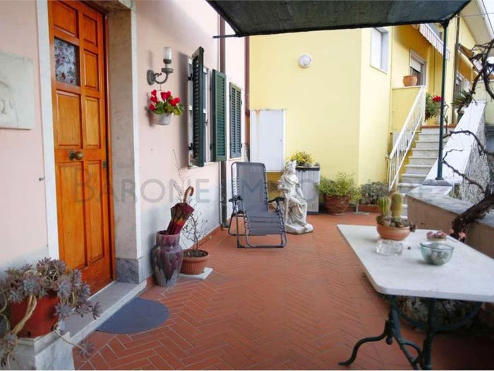 Casa quadrilocale in vendita in Via ficola, Perticata Bonascola Nazzano, Carrara