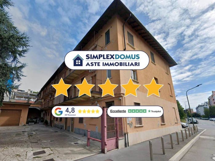 Appartamento trilocale in vendita in Via Fratelli Rizzardi, Trenno, Milano