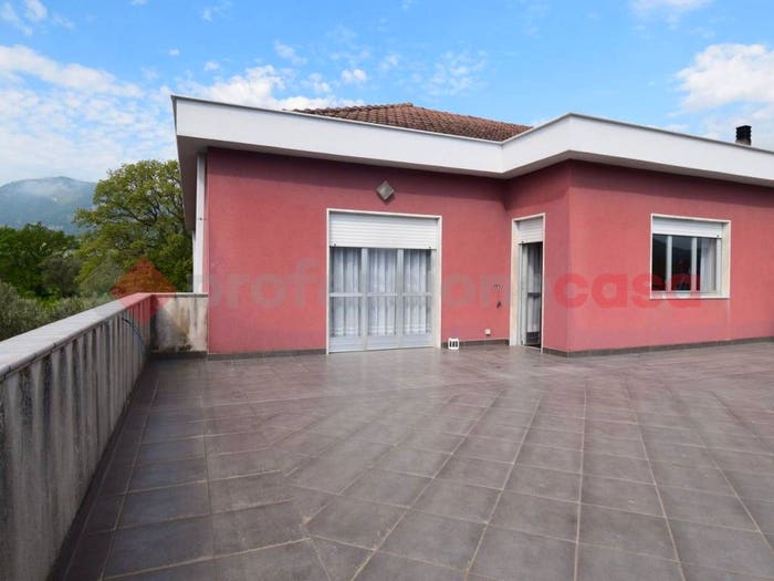 Appartamento quadrilocale in vendita in contrada seperoni snc, Senerchia