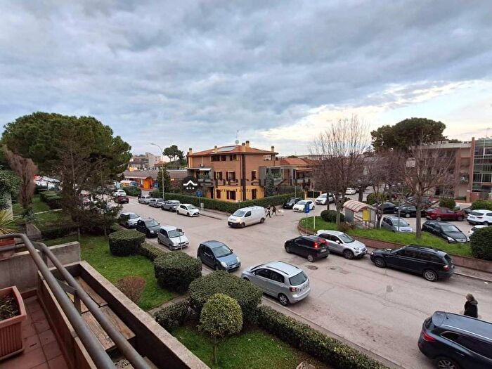 Appartamento quadrilocale in vendita in via Palmiro Togliatti, San Cristoforo Coop, Fano