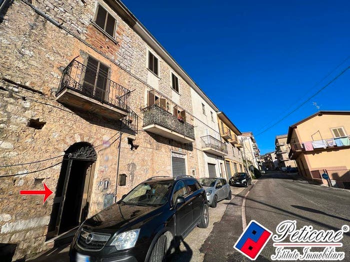 Appartamento con 6 locali in vendita in Via Napoli, Centro, Lenola