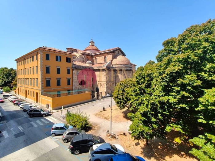Appartamento quadrilocale in vendita in Piazza della Vittoria, Attias Marconi, Livorno