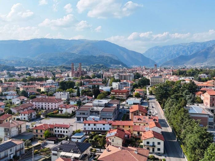 Casa con 5 locali in vendita in Via Cereria, Centro, Bassano del Grappa