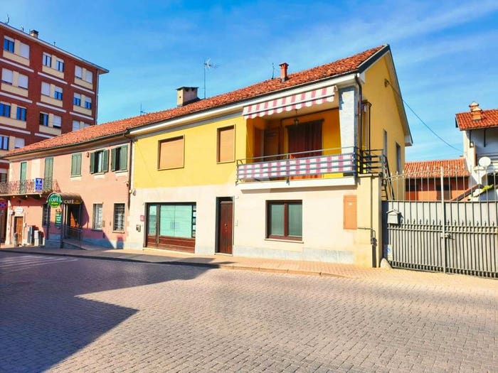 Appartamento quadrilocale in vendita in VIA GUGLIELMO MARCONI, Centro, Marene