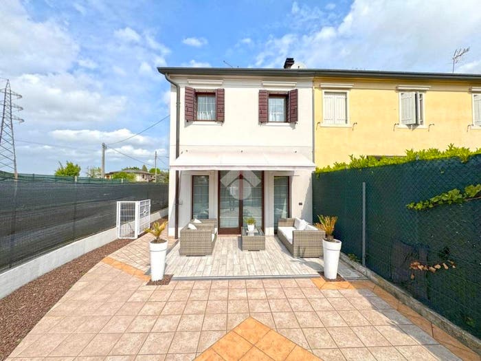 Casa con 6 locali in vendita in Via corsica, Centro, Piazzola sul Brenta