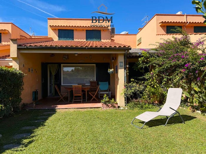Casa trilocale in vendita in Strada delle Graticciare, Località Costa Selvaggia A, Montalto di Castro