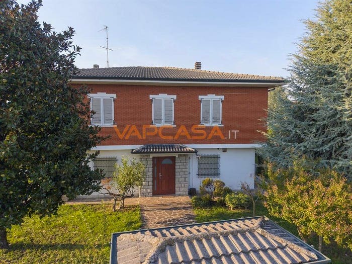 Casa quadrilocale in vendita in VIA OLGA SPAMPATTI, Palosco