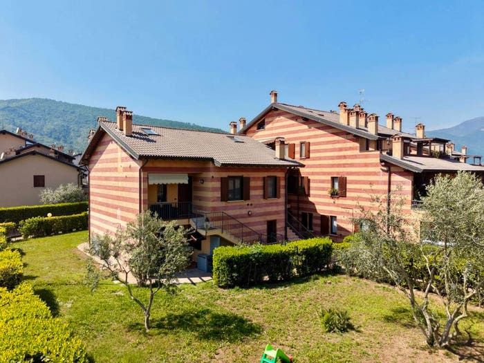 Appartamento con 5 locali in vendita in Via Sant'Afra, Colombaro Timoline, Corte Franca