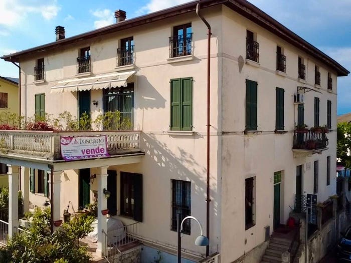 Appartamento con 5 locali in vendita in Via della Palla, Folzano, Brescia