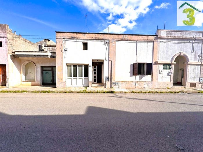 Casa con 5 locali in vendita in Via Regina Elena, Centro, Corsano