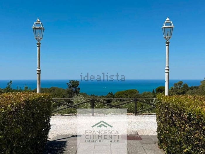 Casa con 6 locali in vendita in Via di Quercianella, Montenero Basso Montenero Alto, Livorno